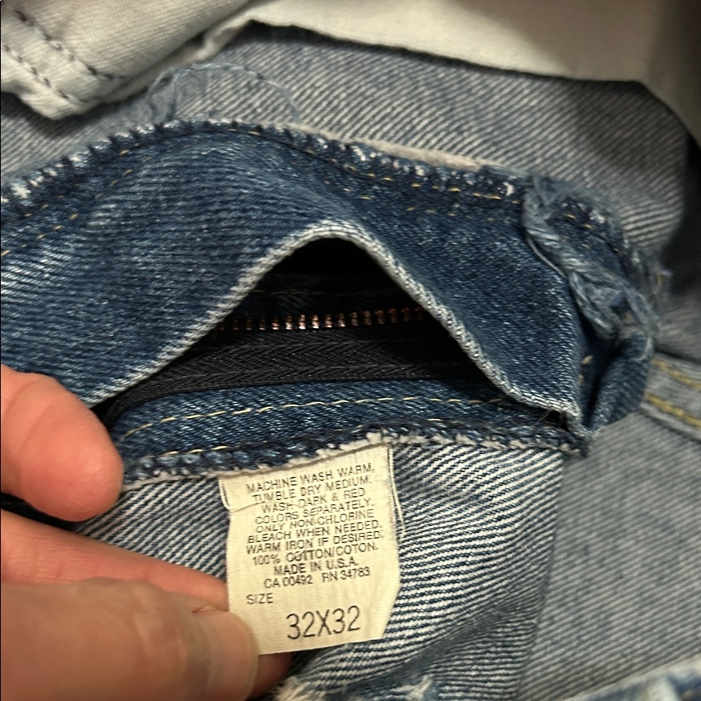Vintage Lee Jeans Women’s 32 Blue Lee Riders with Distressing - Picture 4 of 16